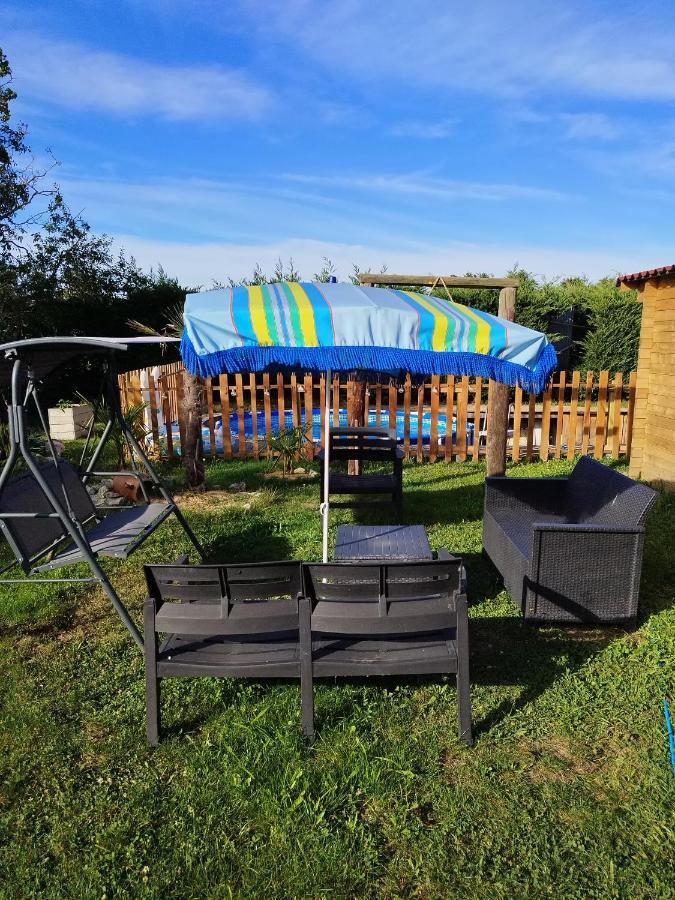 Piscine Jacuzzi Balneo "La Palmeraie Oasis" Ferolles Exterior photo